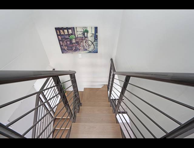 2 BEDROOM APARTMENT TO LET IN KENILWORTH